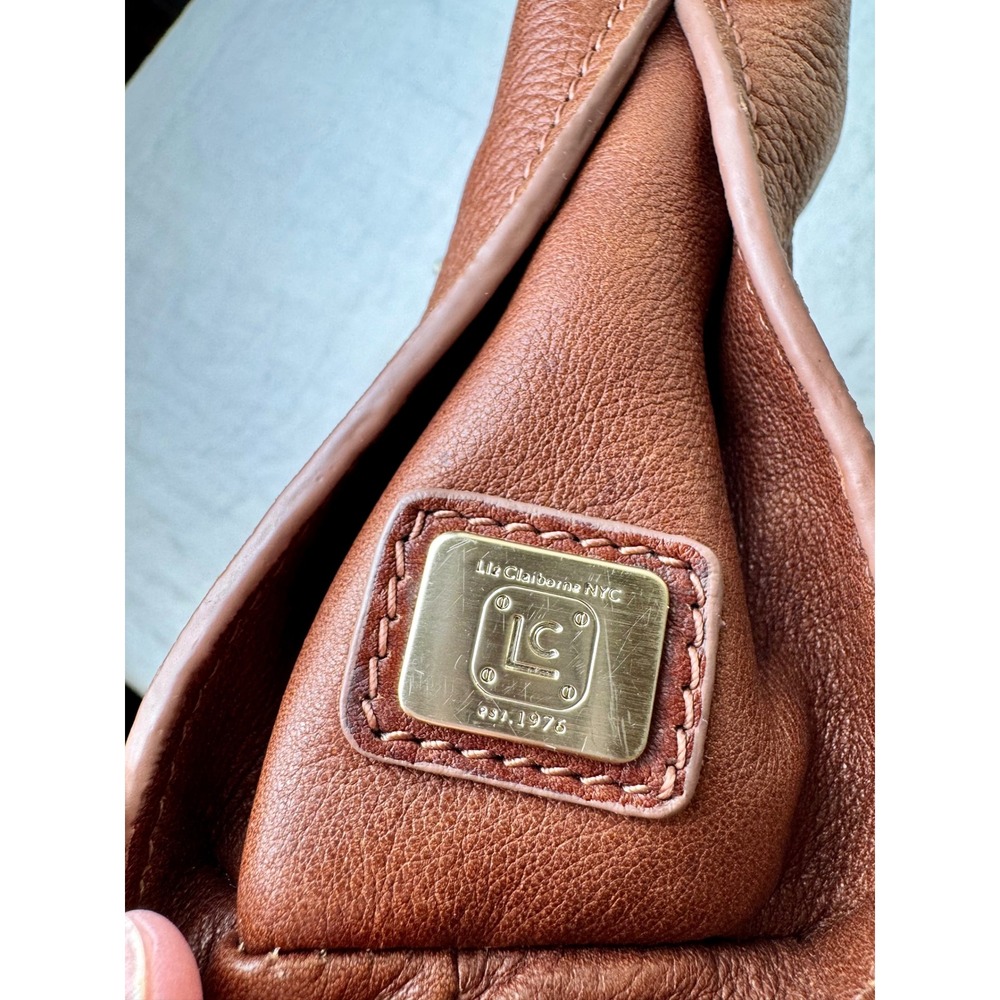 Vintage Liz Claiborne Cognac Brown Leather Y2K Small Shoulder Bag Gold Hardware - Picture 9 of 10